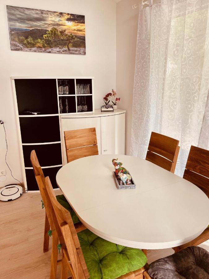 Premium-ferienhaus Für 5 Gäste - Sauna, Wald U. Berge Extertal-ferienpark #49 Ferienhaus *